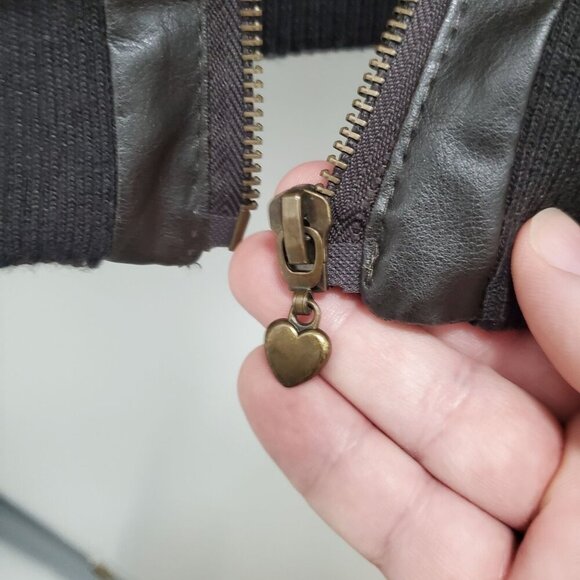 Rue 21 Women's Brown Sleeveless Zip Front Mock Neck Faux Fur Vest Size‎ XL - Picture 3 of 7